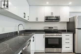 26 Sage Ave in Toronto, ON - Building Photo - Building Photo