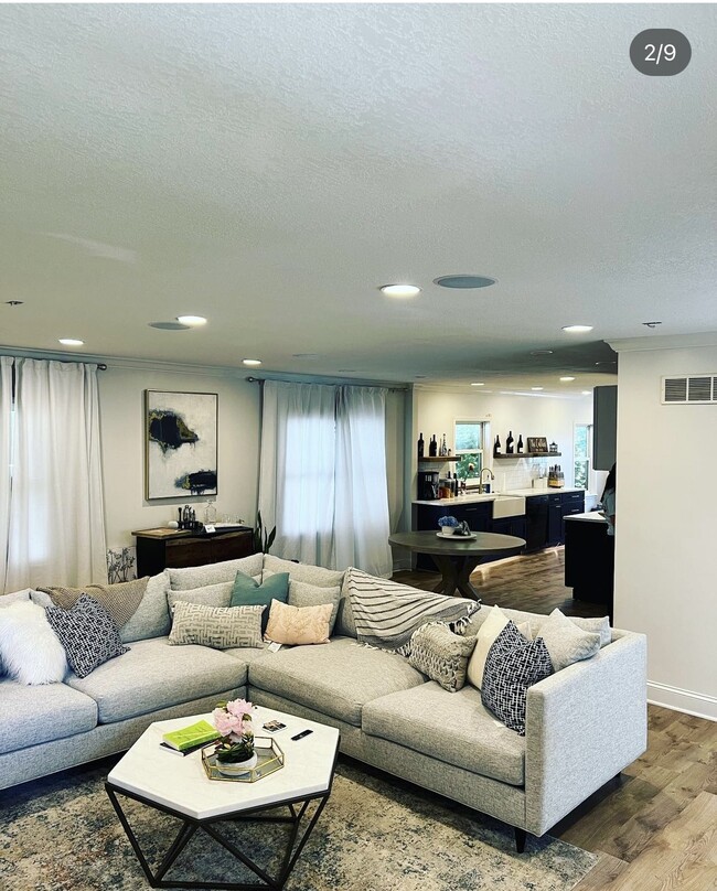 property at 5105 NE 46th St