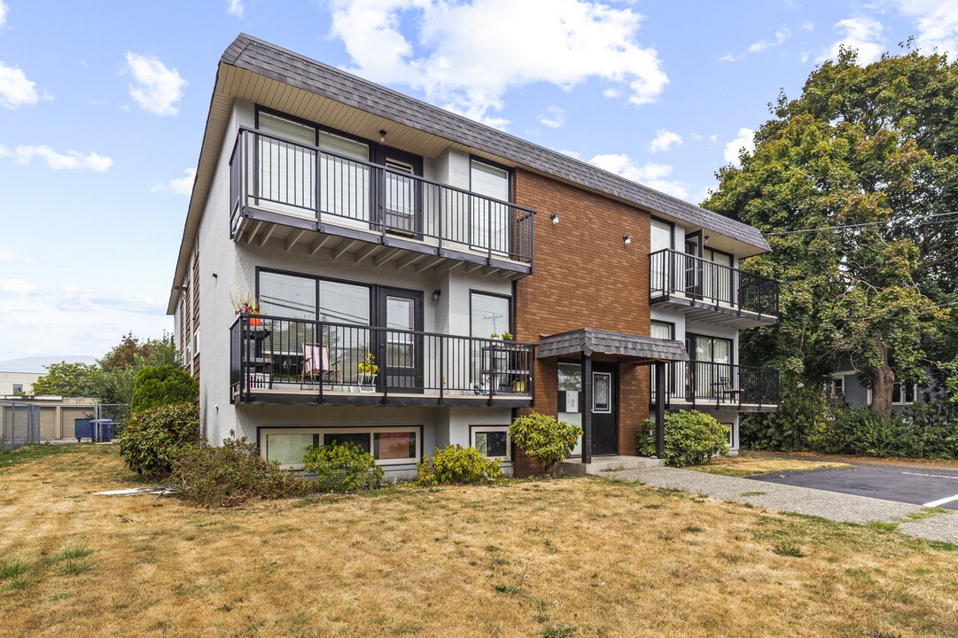 46117 Gore Ave in Chilliwack, BC - Building Photo