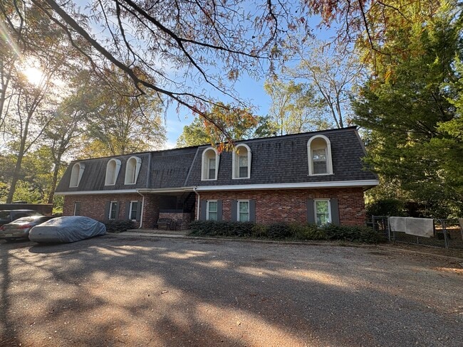 property at 3108 Woodley Terrace