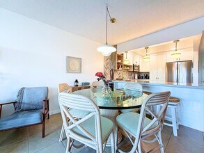 2311 S Cypress Bend Dr in Pompano Beach, FL - Building Photo - Building Photo