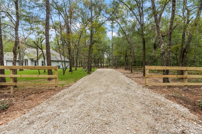 property at 11193 Wildwood Ln