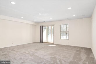 7627 Hamilton Xing in Severn, MD - Building Photo - Building Photo