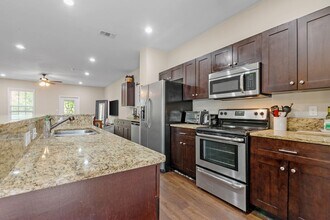 1775 Belle Vue Way in Tallahassee, FL - Building Photo - Building Photo