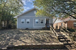 521 41st St in Fairfield, AL - Building Photo