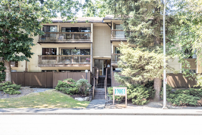 10061 150 St in Surrey, BC - Building Photo - Building Photo