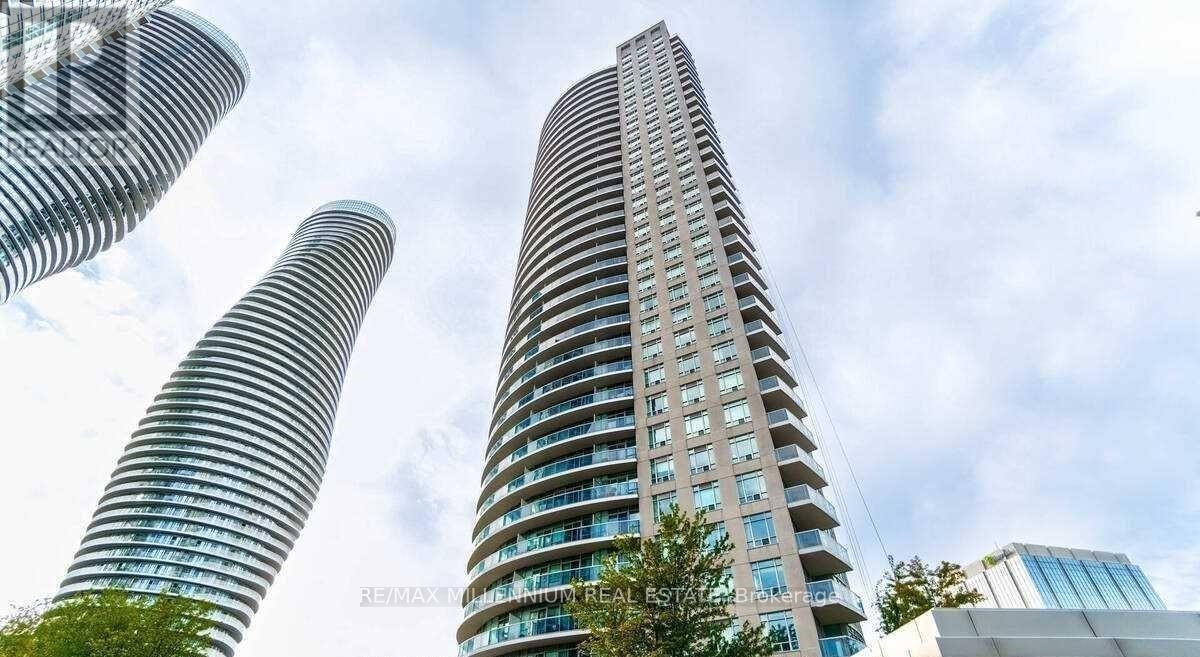 80 Absolute Ave in Mississauga, ON - Building Photo