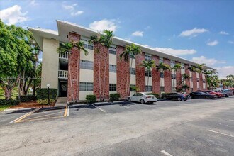 2426 SE 17th St in Fort Lauderdale, FL - Building Photo - Building Photo