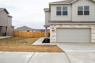 1710 Davidson Rnch Dr in Georgetown, TX - Building Photo - Building Photo