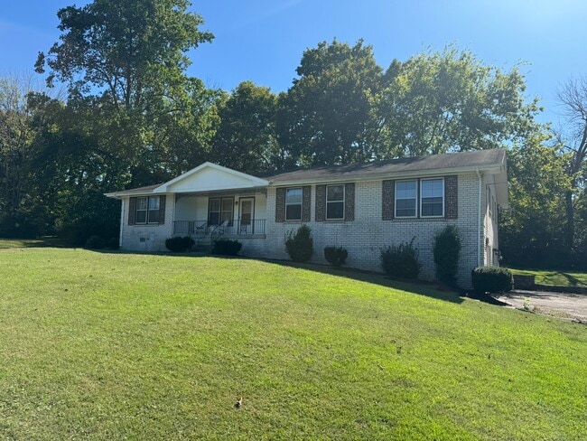 9019 Meadowlawn Dr in Brentwood, TN - Building Photo - Building Photo