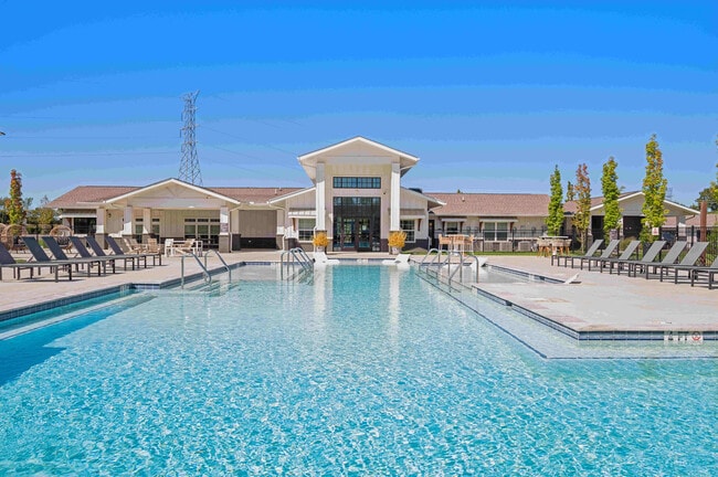 Farmhouse Apartments in Murfreesboro, TN - Building Photo - Building Photo