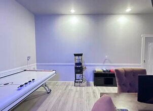 16496 Pine Creek Dr in La Pine, OR - Foto de edificio - Building Photo