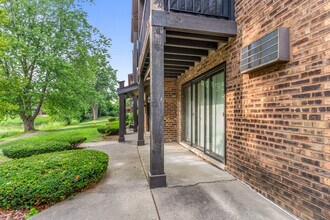 15128 Quail Hollow Dr in Orland Park, IL - Building Photo - Building Photo