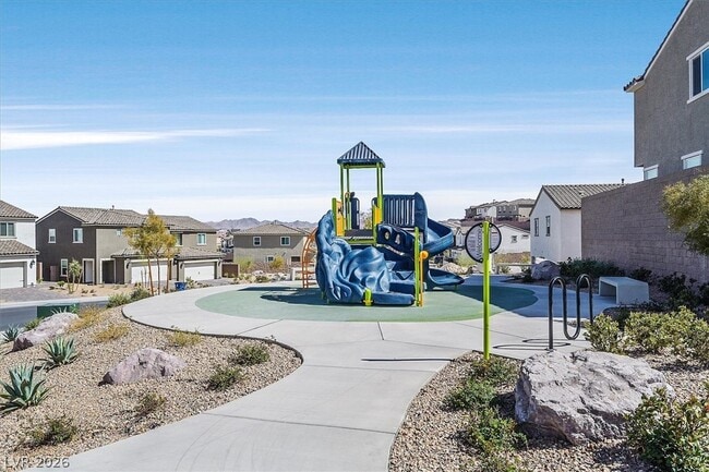 property at 352 Rosefinch St