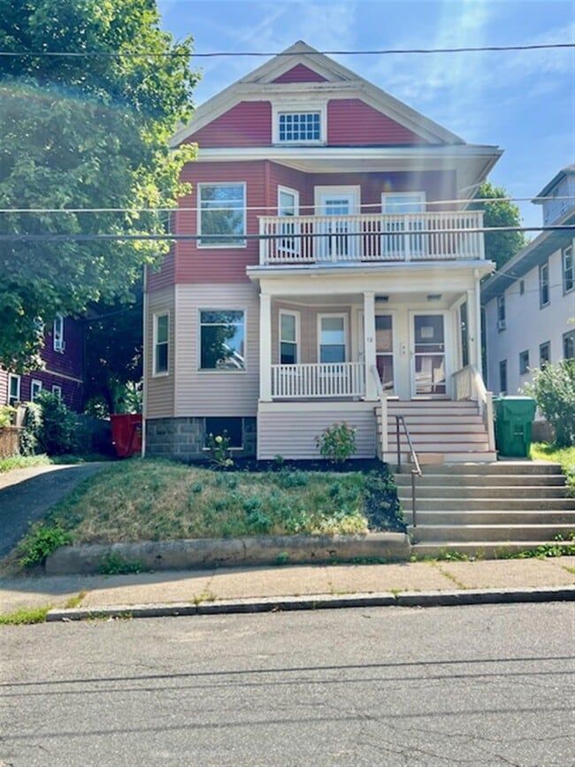 12 Quincy St