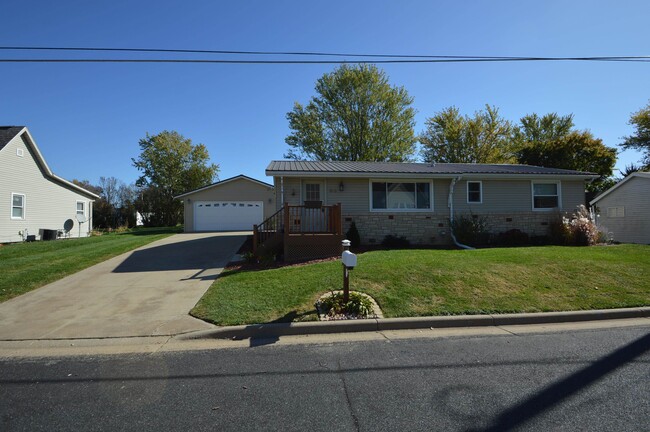 property at 610 Elizabeth St