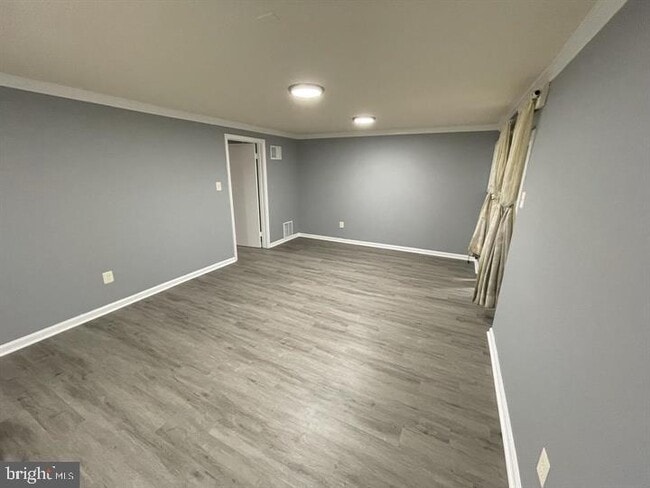 5052 Harford Ln in Burke, VA - Building Photo - Building Photo