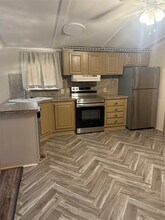 10 Southwood Shores Dr in Coldspring, TX - Foto de edificio - Building Photo