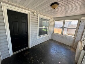 746 S Jenkins Ave in Norman, OK - Building Photo - Building Photo