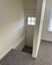 254 Partition St in Saugerties, NY - Foto de edificio - Building Photo