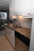 6400 Huggins St in Niagara Falls, ON - Building Photo - Building Photo