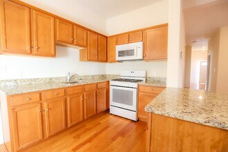 29-33-33 Highland Ave in Fitchburg, MA - Building Photo - Building Photo