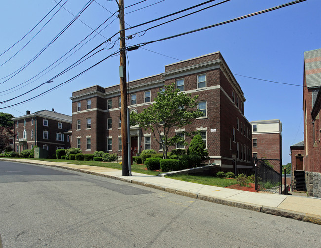 Riley House in Hyde Park, MA - Building Photo - Building Photo