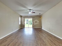 10428 Avelar Ridge Dr in Riverview, FL - Building Photo - Building Photo