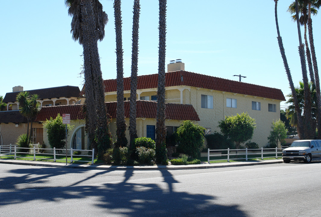 3305 S A St in Oxnard, CA - Building Photo