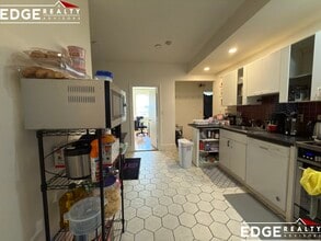 56 Park Vale Ave, Unit 1 in Boston, MA - Building Photo - Building Photo