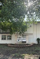 12888 Montfort Dr in Dallas, TX - Building Photo