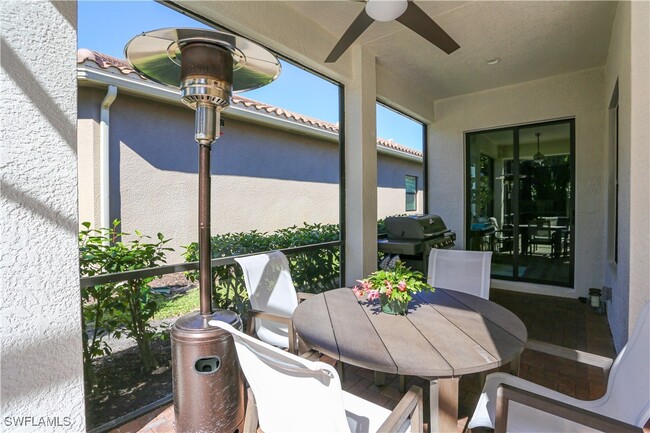 property at 3263 Pacific Dr