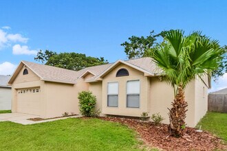 2645 Talladega Dr in Orlando, FL - Building Photo - Building Photo