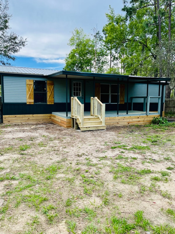 109 Caracas St in Interlachen, FL - Building Photo - Building Photo