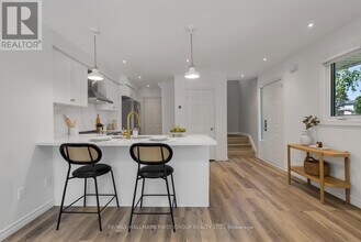 2 Sylvia Ct in Newcastle, ON - Building Photo - Building Photo