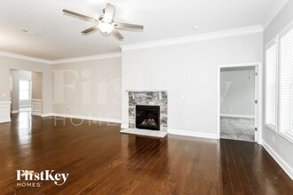 2486 Seagull Dr in Denver, NC - Foto de edificio - Building Photo