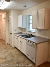 108 Pine Ridge Ln photo'