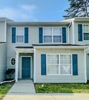 5435 Eneida Sue Dr in Charlotte, NC - Building Photo