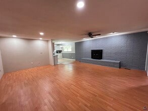 304 Lakeshore Dr in Warner Robins, GA - Building Photo - Building Photo