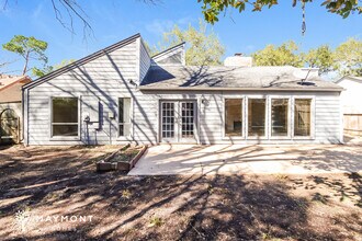 15907 Red Willow Dr in Houston, TX - Building Photo - Building Photo