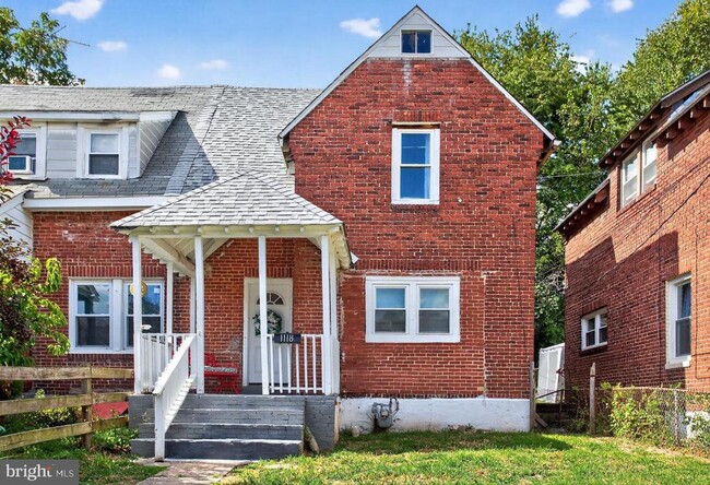 property at 1118 Sterling Ave