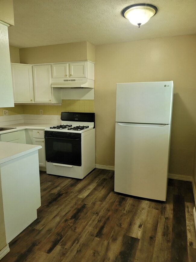 105 College Park Ct, Unit 4