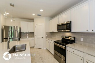 10820 Firebush Cir in North Fort Myers, FL - Building Photo - Building Photo