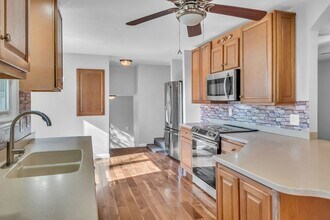 1065 Lakeland Dr in Gallatin, TN - Building Photo - Building Photo