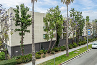 1140 E Ocean Blvd in Long Beach, CA - Foto de edificio - Building Photo