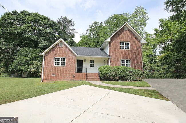 property at 105 Rose Ct
