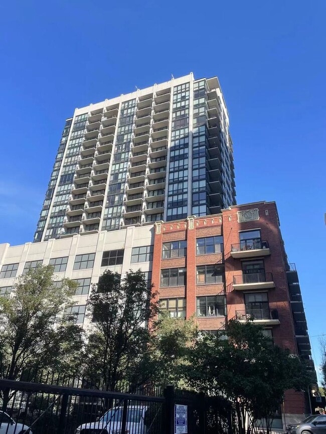 property at 210 S Desplaines St