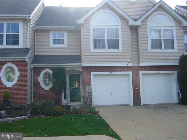 property at 3402 S Carriage Ct