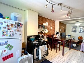 20 Mead St, Unit 3 in Boston, MA - Building Photo - Building Photo