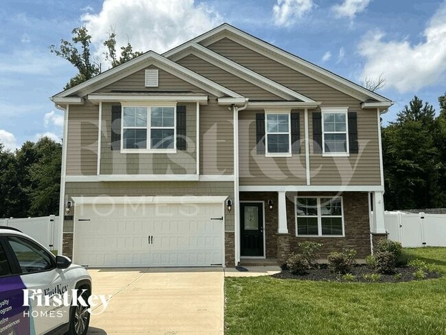 property at 211 Roseberry Lp